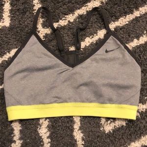 NIKE SPORTS BRA